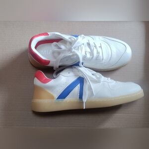 NWOT Women's MIA Vesta Tennis Shoes Size 8.5M